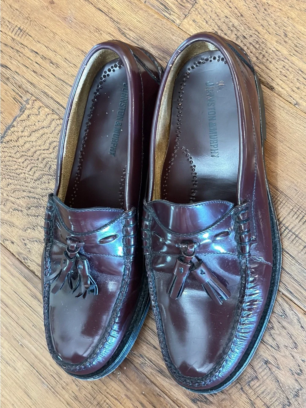 Johnston & Murphy Men’s Wine/Burgundy Tassel Loafers 7.5